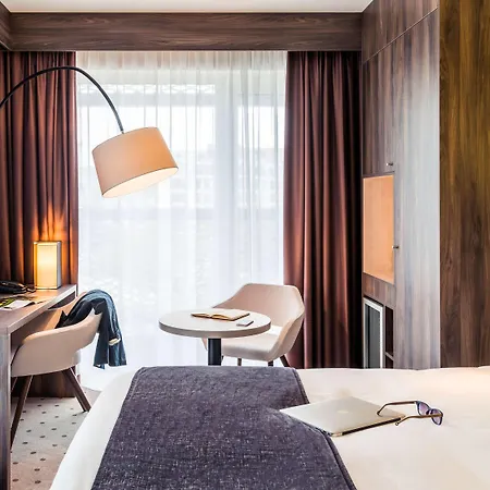 Mercure 4*